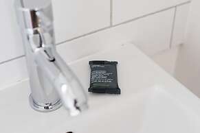 Hausd - Floral Street