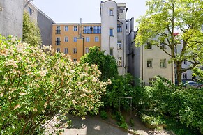 Apartment Poznan Wozna by Renters