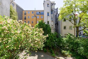Apartment Poznan Wozna by Renters
