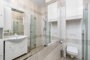 Apartment Poznan Wozna by Renters