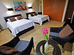 Brisas Beachfront Studios In Hotel Zone
