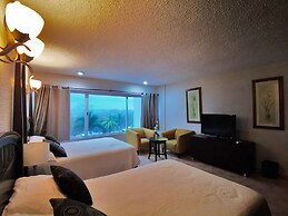 Brisas Beachfront Studios In Hotel Zone