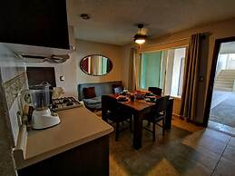 Brisas Beachfront Studios In Hotel Zone