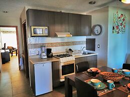 Brisas Beachfront Studios In Hotel Zone
