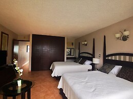 Brisas Beachfront Studios In Hotel Zone