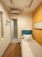 Front One Budget Malang