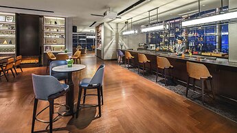 Vignette Collection Hangzhou Huaxia Center Hotel by IHG