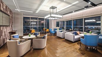 Vignette Collection Hangzhou Huaxia Center Hotel by IHG