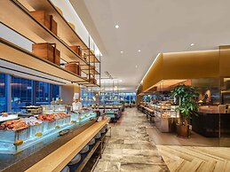 Vignette Collection Hangzhou Huaxia Center Hotel by IHG