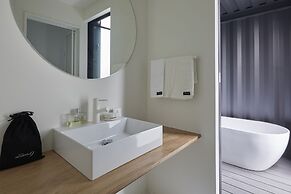 Gallery Hotel DISTORTION 9