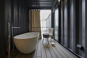 Gallery Hotel DISTORTION 9