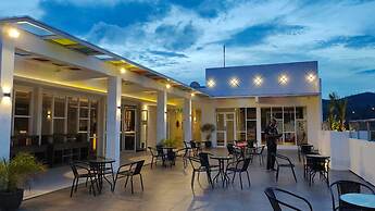 Front One Budget Abepura