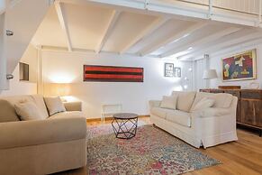 Charming Studio near Piazza Castello