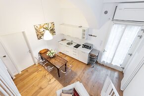 Charming Studio near Piazza Castello