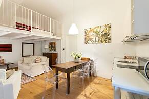 Charming Studio near Piazza Castello