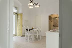 Casetta Biancapietra by Wonderful Italy