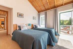 Villa Traditional, Pico by Izibookings