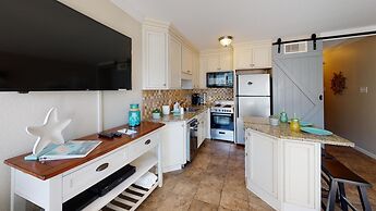 Seascape 2107 1 Bedroom Condo by RedAwning