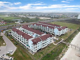 Seascape 2107 1 Bedroom Condo by RedAwning