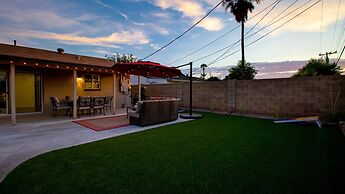 Modern Comforts Near Old Town Scottsdale and Asu!