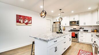 Modern Comforts Near Old Town Scottsdale and Asu!