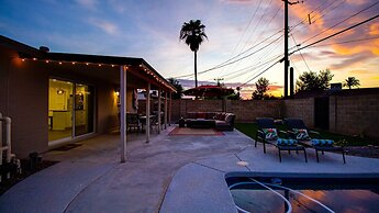 Modern Comforts Near Old Town Scottsdale and Asu!