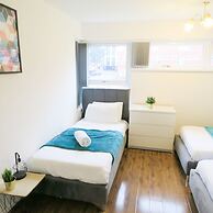 Tudors eSuites Five Ways Terrace Parking