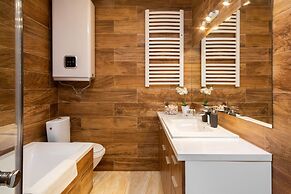 Apartment Brzozowa Krakow by Renters