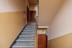 Studio Krowoderska Kraków by Renters