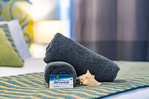 Airlie Sun & Sand Accommodation 2