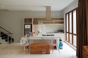 Asmaya Hill View 7BR Villa with a private pool