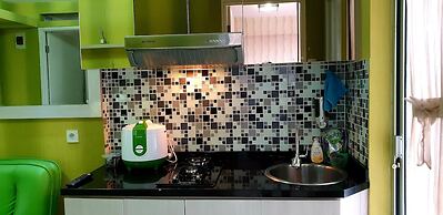 Clean & Comfy Room at Bassura with open view window