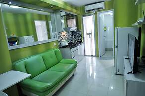 Clean & Comfy Room at Bassura with open view window