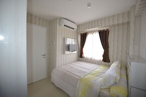 Clean & Comfy Room at Bassura with open view window