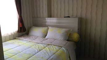 Clean & Comfy Room at Bassura with open view window