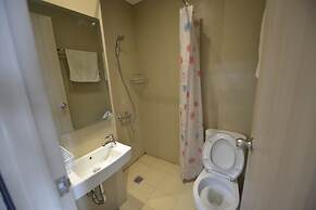 Clean & Compact Room at Elpis sun rise view