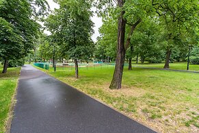 Apartment Poznan Towarowa by Renters