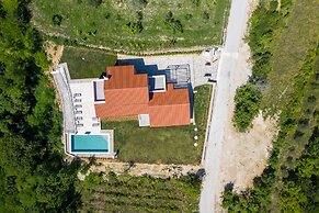 Villa Cali