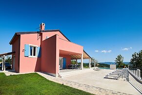 Villa Cali