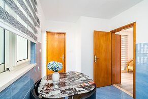 Apartment & Rooms Alan