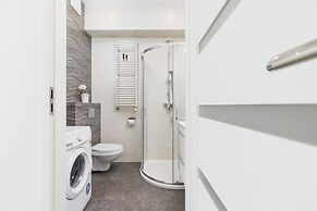 Studio Lubelska Cracow by Renters