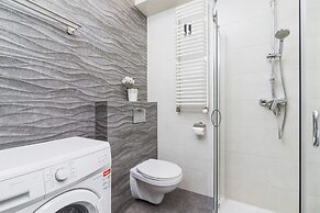 Studio Lubelska Cracow by Renters