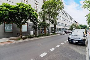 Studio Lubelska Cracow by Renters