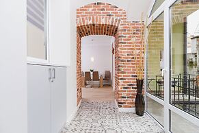 Apartment Lubicz Cracow by Renters