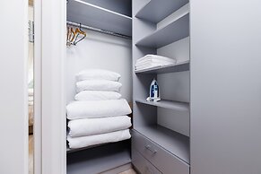 Apartment Lubicz Cracow by Renters