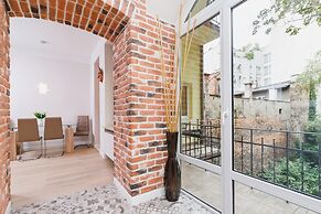 Apartment Lubicz Cracow by Renters