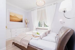 Apartment Lubicz Cracow by Renters
