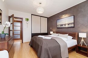 Apartment Obopolna Krakow by Renters