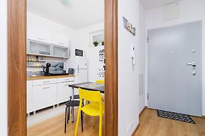 Studio Pradnik Bialy Krakow by Renters