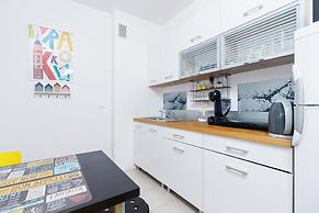 Studio Pradnik Bialy Krakow by Renters